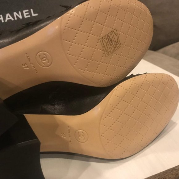 CHANEL 18C Leather Fringe Leaf Detail Ankle Boots Bootie Heels Shoes - Picture 9 of 12